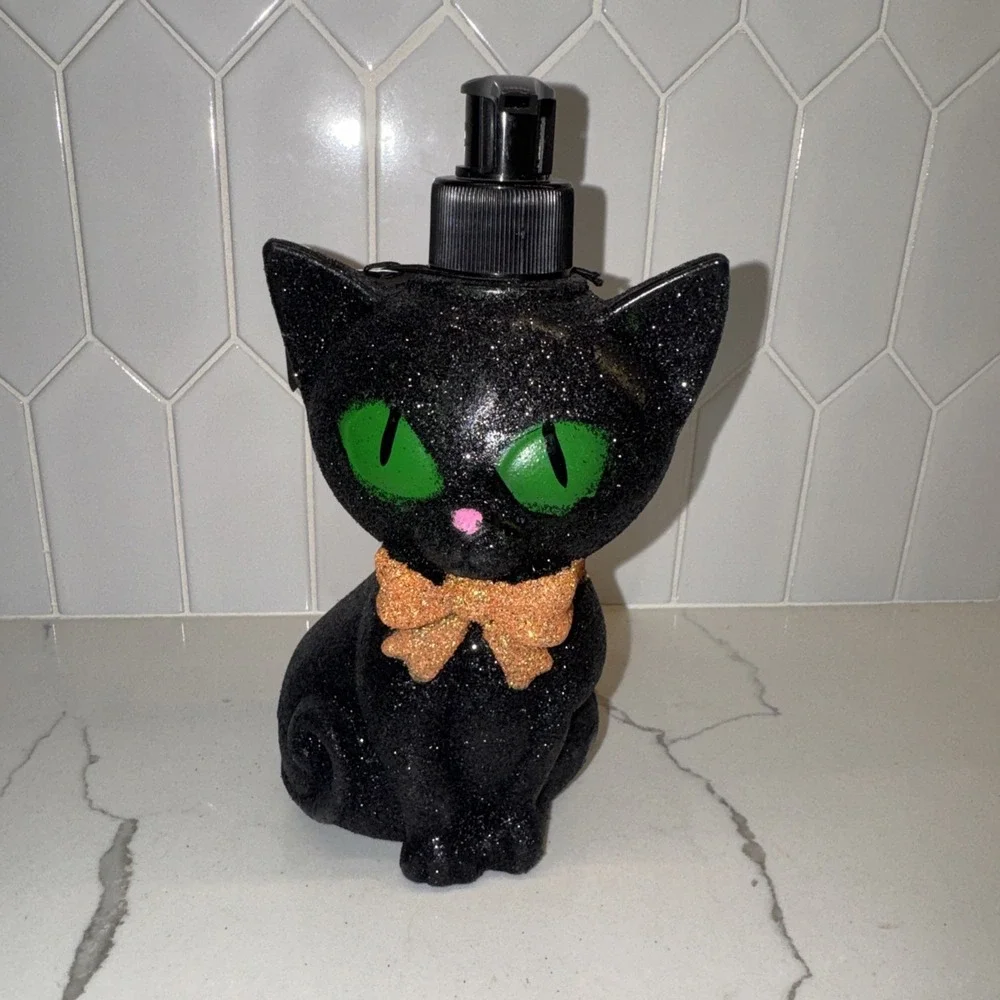 Vtg Pier 1 Black Cat Halloween Soap Dispenser